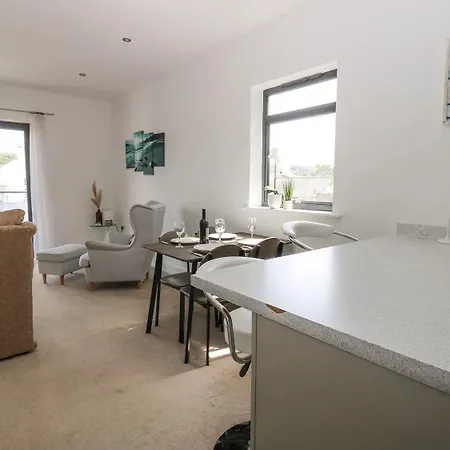 Sea View - 2 Bedrooms - Sleeps 4 怀特黑