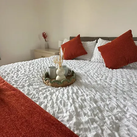 Sea View - 2 Bedrooms - Sleeps 4 怀特黑