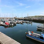 Sea View - 2 Bedrooms - Sleeps 4 Apartamento