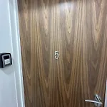 Sea View - 2 Bedrooms - Sleeps 4