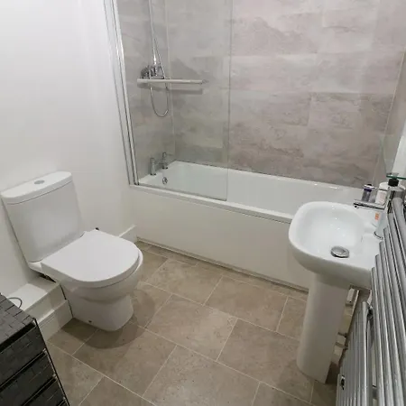 Sea View - 2 Bedrooms - Sleeps 4