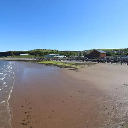 Sea View - 2 Bedrooms - Sleeps 4 Whitehaven