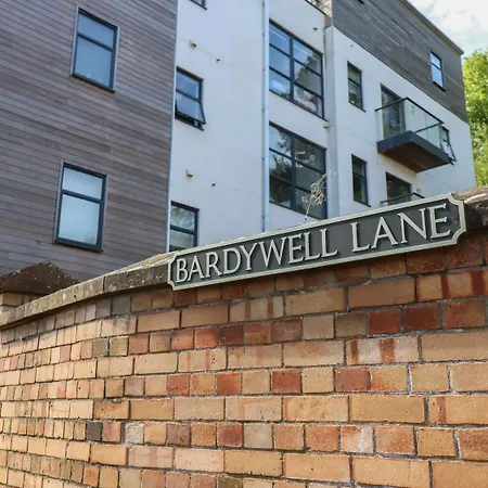 Sea View - 2 Bedrooms - Sleeps 4