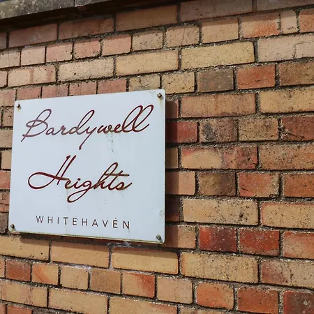 Sea View - 2 Bedrooms - Sleeps 4 Whitehaven