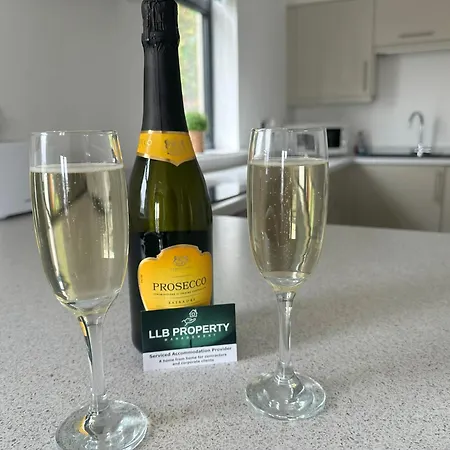 Apartment Sea View - 2 Bedrooms - Sleeps 4