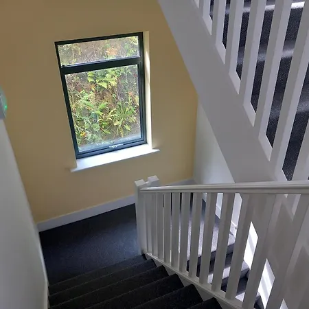 Sea View - 2 Bedrooms - Sleeps 4 Apartment