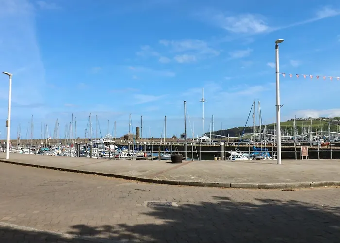 Apartment Sea View - 2 Bedrooms - Sleeps 4